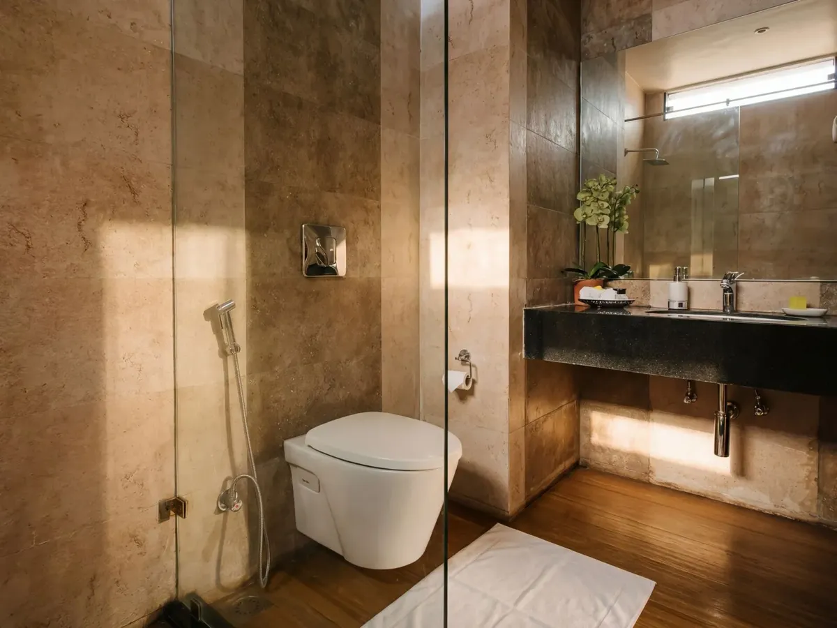 Luxury Room Bathroom